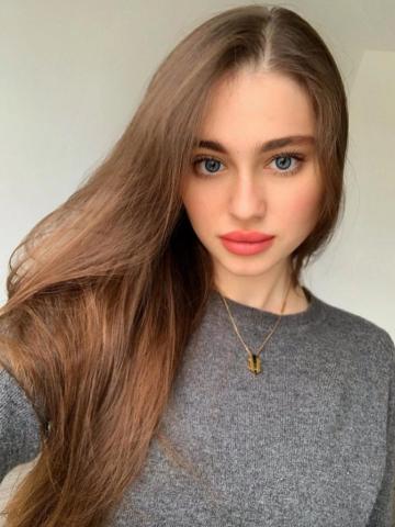 Лаура